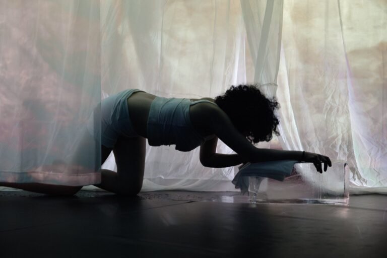 8a195b43 8d7d 4bf2 8a74 9499e7a3ee41